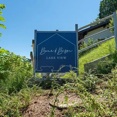 Bear & Bison View Apartament