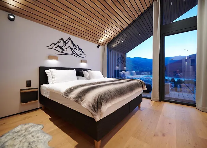 Bear & Bison View Τσελ αμ Ζέε